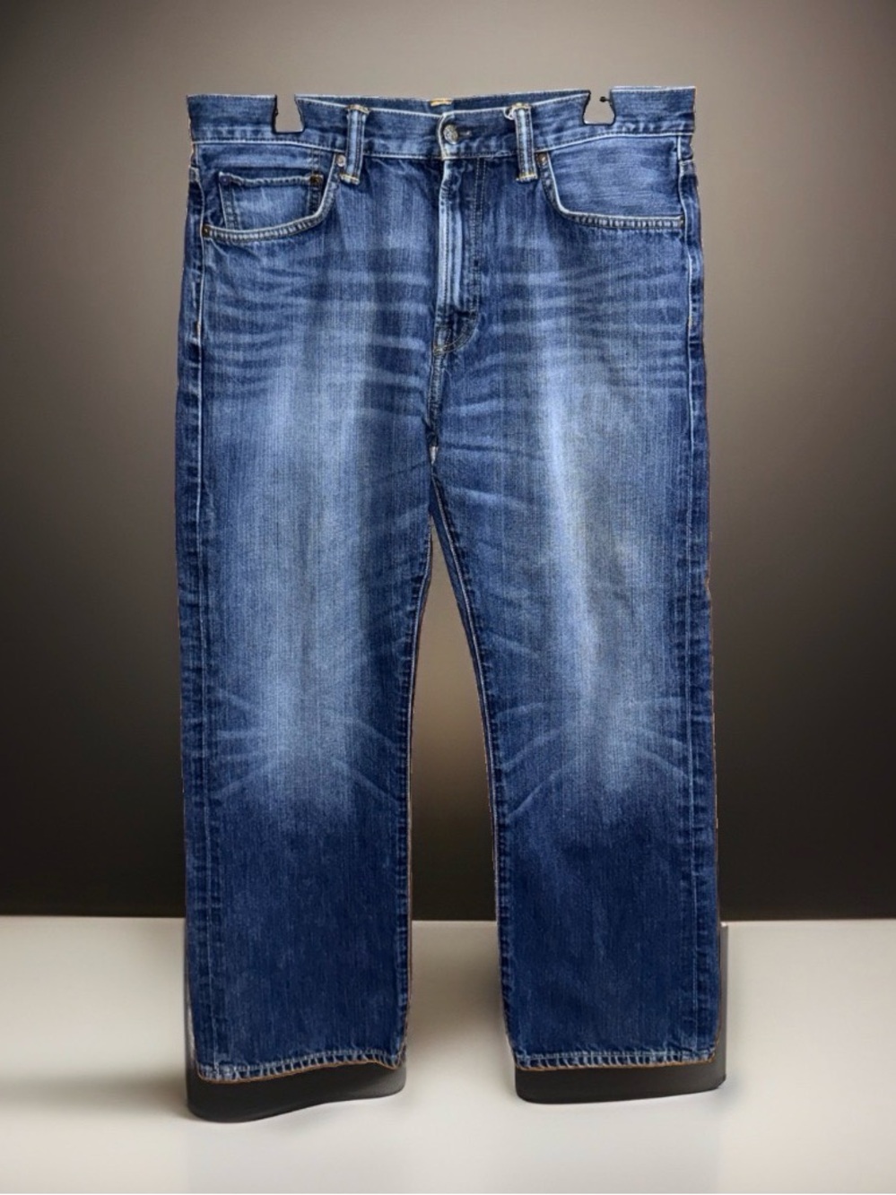 GAP Men's Straight Leg Faded Blue Jeans-33”x30”-EC